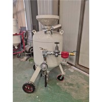 油桶翻新除銹噴砂機(jī)