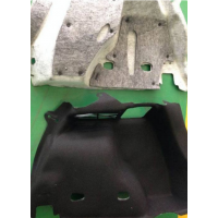 汽車(chē)輪罩多點(diǎn)隔音棉焊接機(jī)