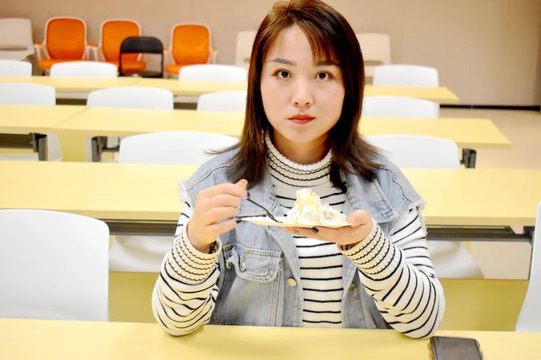 27915214e68f40be_28_12 27915214e68f40be_28_12